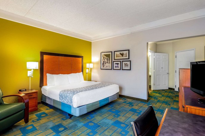 Imagen de la habitación del Hotel La Quinta Inn and Suites By Wyndham Fremont / Silicon Valley. Foto 2