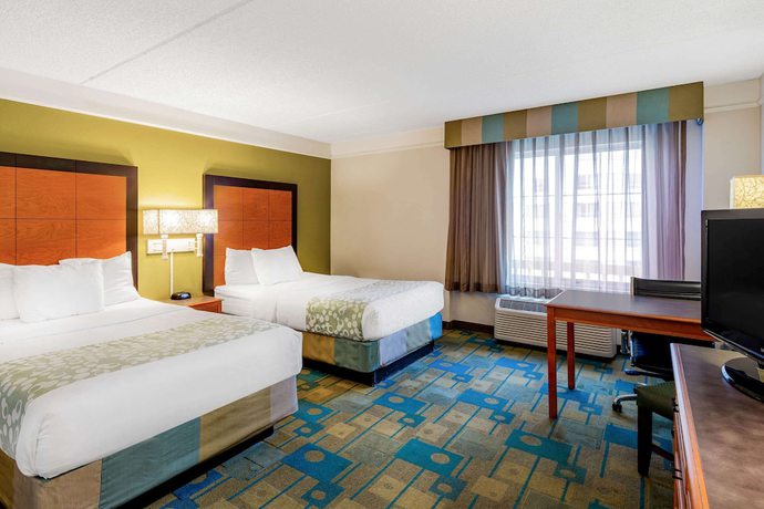 Imagen de la habitación del Hotel La Quinta Inn and Suites By Wyndham Fremont / Silicon Valley. Foto 12