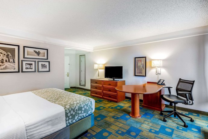 Imagen de la habitación del Hotel La Quinta Inn and Suites By Wyndham Fremont / Silicon Valley. Foto 18