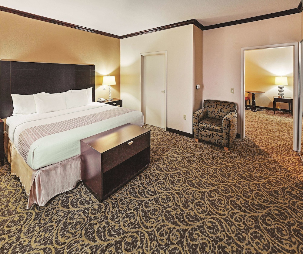 Imagen de la habitación del Hotel La Quinta Inn and Suites By Wyndham Ft. Worth - Burleson. Foto 11