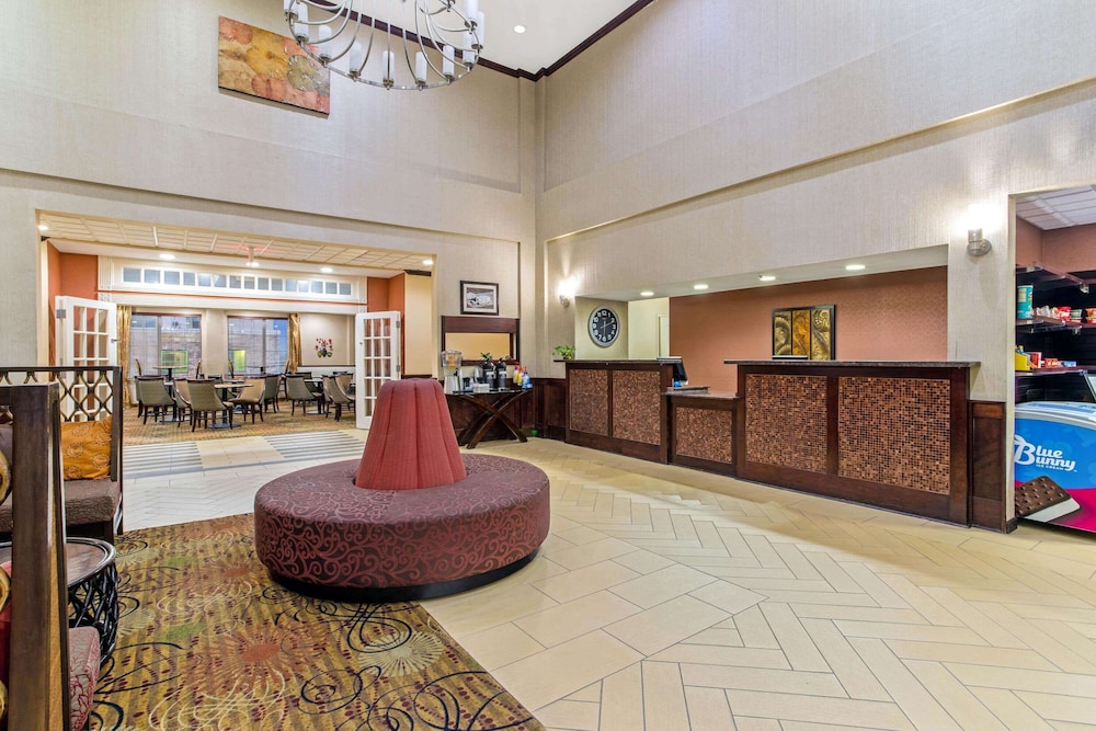 Imagen de los interiores del Hotel La Quinta Inn and Suites By Wyndham Ft. Worth - Burleson. Foto 20