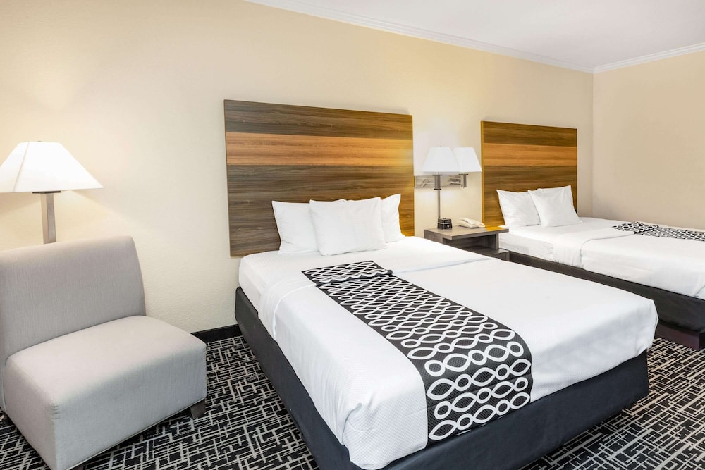 Imagen de la habitación del Hotel La Quinta Inn and Suites By Wyndham Garland Harbor Point. Foto 7