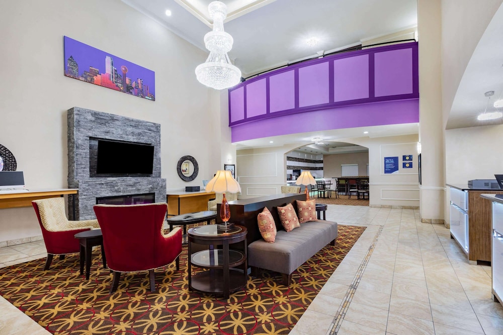Imagen de los interiores del Hotel La Quinta Inn and Suites By Wyndham Garland Harbor Point. Foto 20