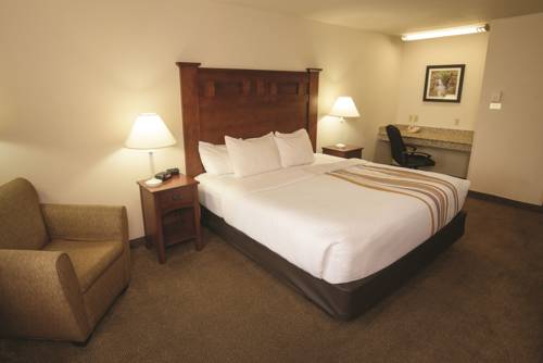 Imagen de la habitación del Hotel La Quinta Inn and Suites By Wyndham Grants Pass. Foto 6