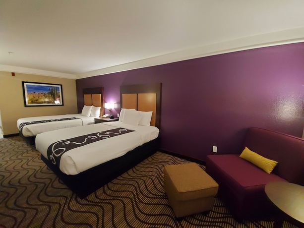 Imagen de la habitación del Hotel La Quinta Inn and Suites By Wyndham Hesperia Victorville. Foto 10