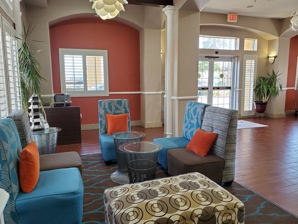 Imagen de los interiores del Hotel La Quinta Inn and Suites By Wyndham Hesperia Victorville. Foto 19