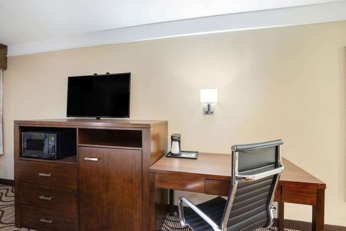 Imagen de la habitación del Hotel La Quinta Inn and Suites By Wyndham Hesperia Victorville. Foto 14