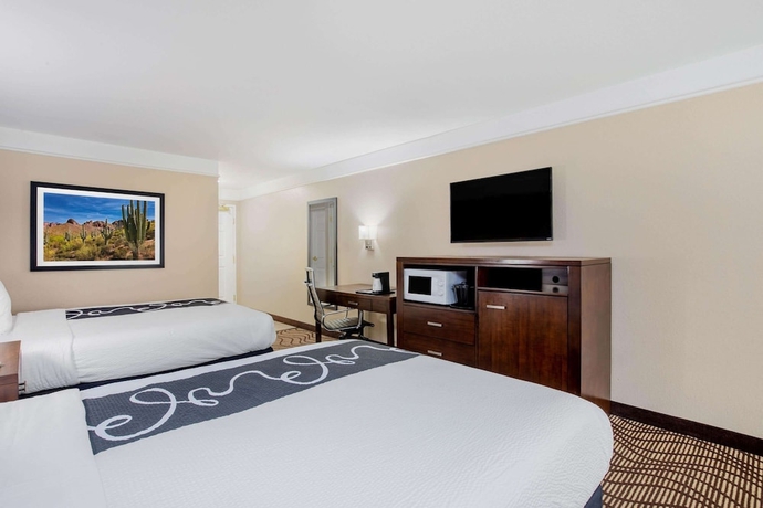 Imagen de la habitación del Hotel La Quinta Inn and Suites By Wyndham Hesperia Victorville. Foto 16