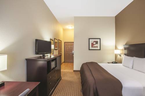 Imagen de la habitación del Hotel La Quinta Inn and Suites By Wyndham Hillsboro. Foto 6