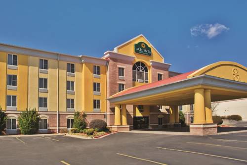 Imagen general del Hotel La Quinta Inn and Suites By Wyndham Hot Springs. Foto 2