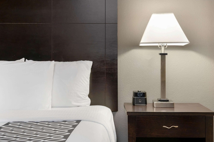 Imagen de la habitación del Hotel La Quinta Inn and Suites By Wyndham Houston Energy Corridor. Foto 4