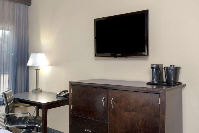 Imagen de la habitación del Hotel La Quinta Inn and Suites By Wyndham Houston Energy Corridor. Foto 11