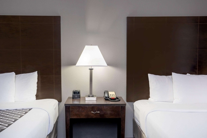 Imagen de la habitación del Hotel La Quinta Inn and Suites By Wyndham Houston Energy Corridor. Foto 13