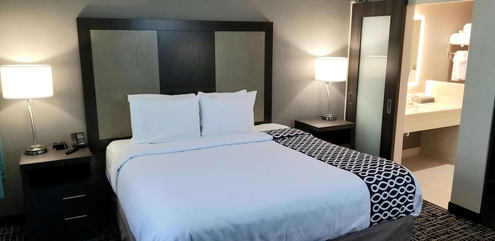 Imagen de la habitación del Hotel La Quinta Inn and Suites By Wyndham Indianapolis Downtown. Foto 2