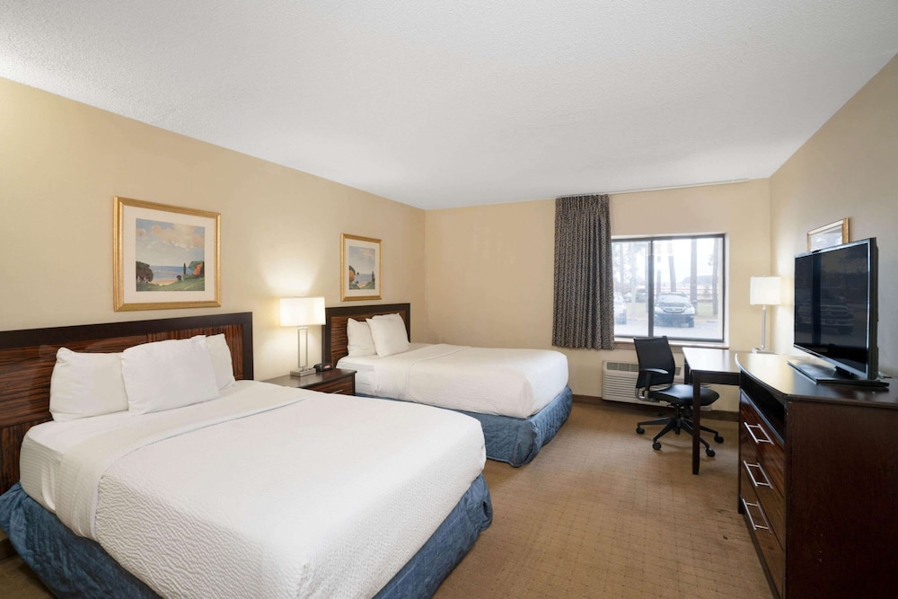 Imagen de la habitación del Hotel La Quinta Inn and Suites By Wyndham Jackson. Foto 2