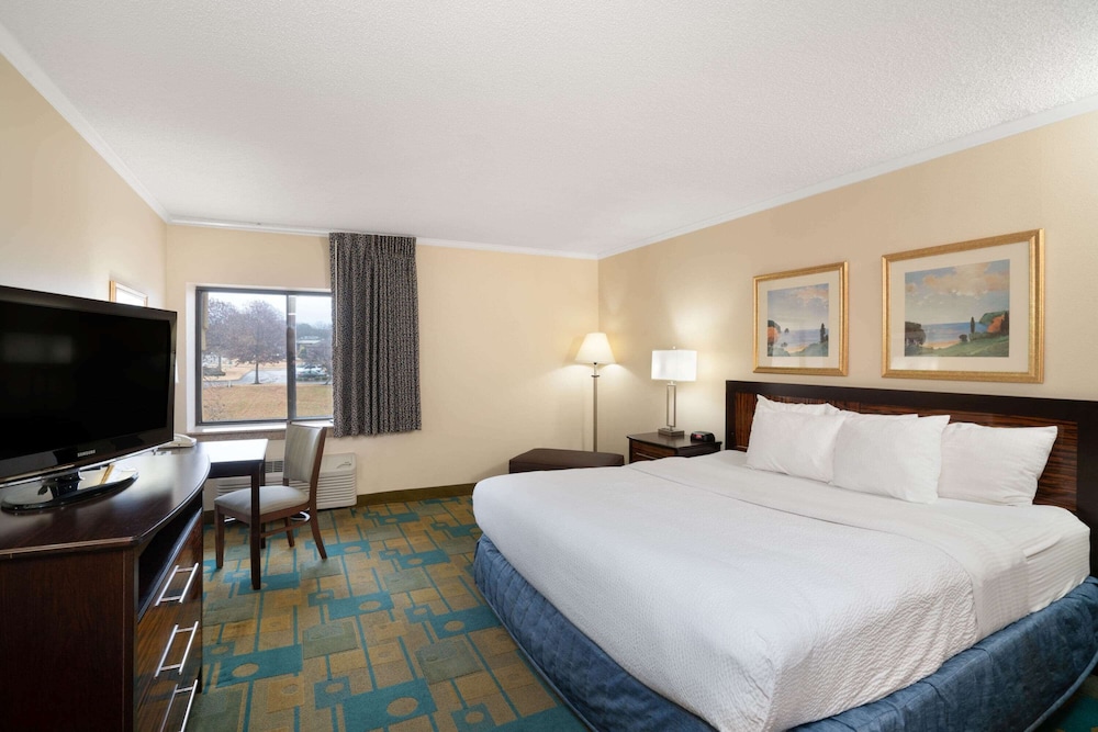 Imagen de la habitación del Hotel La Quinta Inn and Suites By Wyndham Jackson. Foto 8