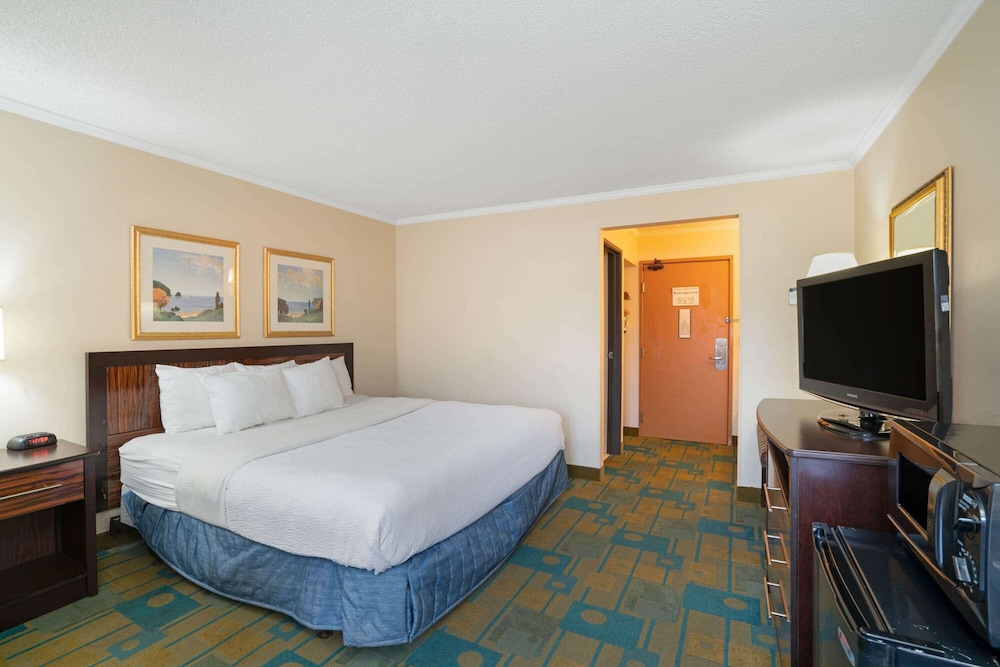 Imagen de la habitación del Hotel La Quinta Inn and Suites By Wyndham Jackson. Foto 15