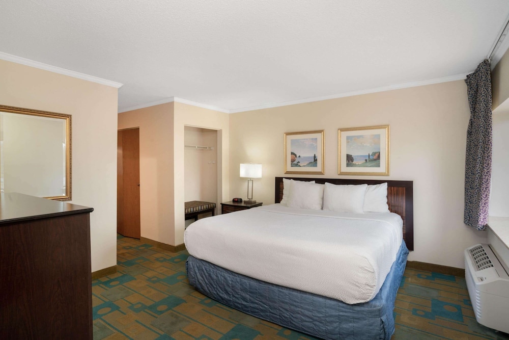 Imagen de la habitación del Hotel La Quinta Inn and Suites By Wyndham Jackson. Foto 16