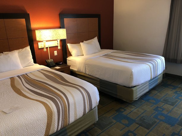 Imagen de la habitación del Hotel La Quinta Inn and Suites By Wyndham Jacksonville Butler Blvd. Foto 3