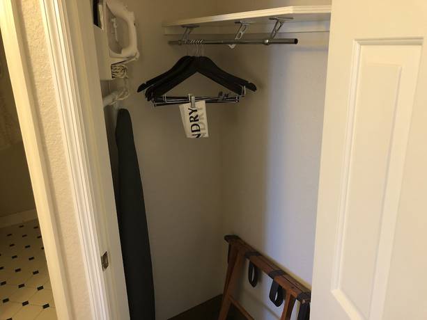 Imagen de la habitación del Hotel La Quinta Inn and Suites By Wyndham Jacksonville Butler Blvd. Foto 11