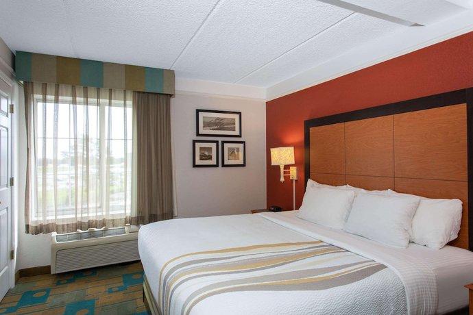 Imagen de la habitación del Hotel La Quinta Inn and Suites By Wyndham Jacksonville Butler Blvd. Foto 14