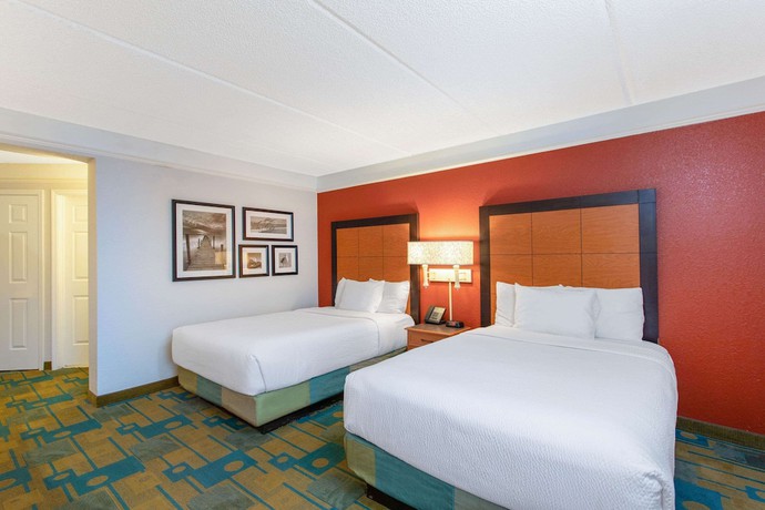 Imagen de la habitación del Hotel La Quinta Inn and Suites By Wyndham Jacksonville Butler Blvd. Foto 15