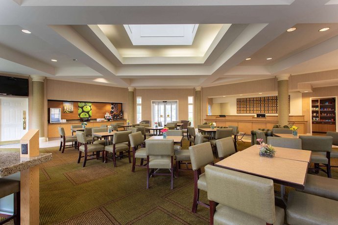 Imagen de los interiores del Hotel La Quinta Inn and Suites By Wyndham Jacksonville Butler Blvd. Foto 20