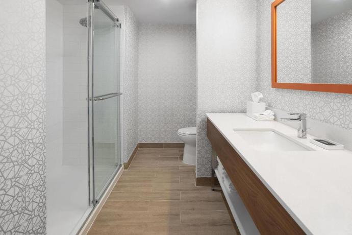 Imagen de la habitación del Hotel La Quinta Inn and Suites By Wyndham Jamaica Nyc/Jfk Airtrain. Foto 6
