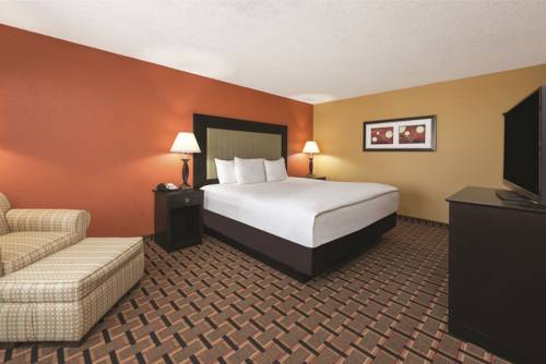 Imagen de la habitación del Hotel La Quinta Inn and Suites By Wyndham Joplin. Foto 7