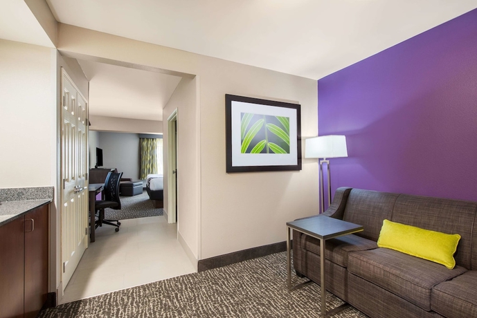 Imagen de la habitación del Hotel La Quinta Inn and Suites By Wyndham Kearney. Foto 11