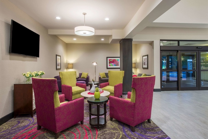 Imagen de los interiores del Hotel La Quinta Inn and Suites By Wyndham Kearney. Foto 13