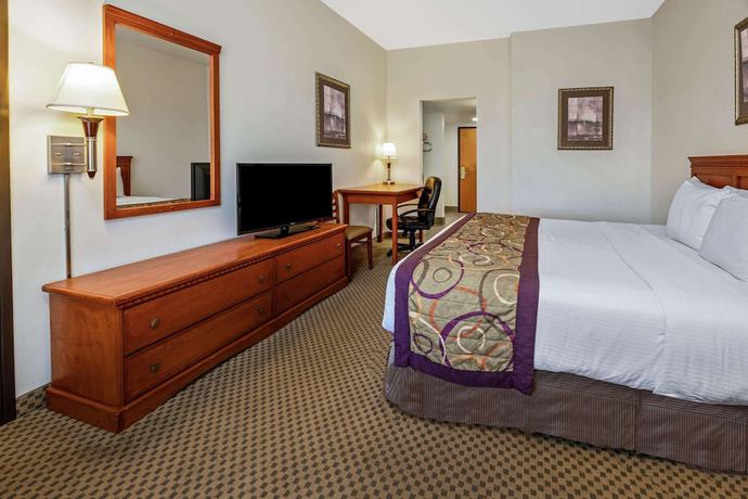 Imagen de la habitación del Hotel La Quinta Inn and Suites By Wyndham Kennewick. Foto 8
