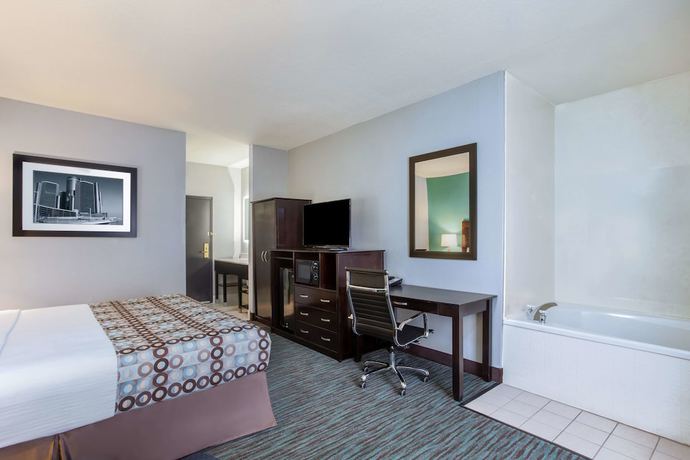 Imagen de la habitación del Hotel La Quinta Inn and Suites By Wyndham Knoxville East. Foto 4
