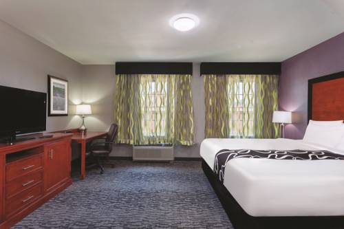 Imagen de la habitación del Hotel La Quinta Inn and Suites By Wyndham Knoxville North I-75. Foto 5
