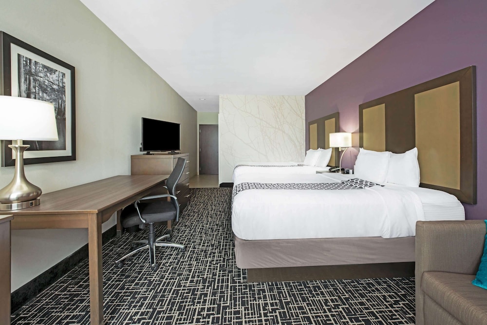 Imagen de la habitación del Hotel La Quinta Inn and Suites By Wyndham Lake Charles - Westlake. Foto 13