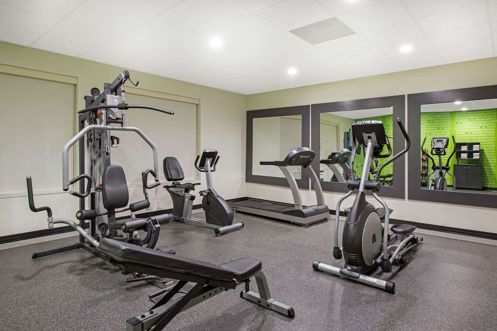 Imagen de los interiores del Hotel La Quinta Inn and Suites By Wyndham Lake Charles - Westlake. Foto 19