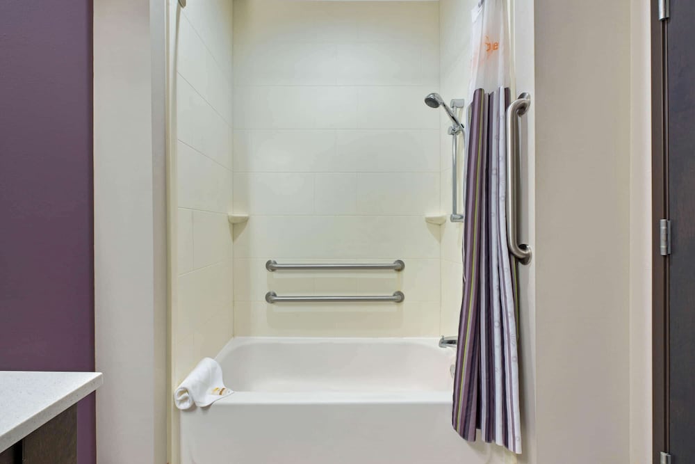 Imagen general del Hotel La Quinta Inn and Suites By Wyndham Lake Charles - Westlake. Foto 1