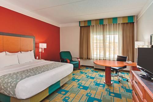 Imagen de la habitación del Hotel La Quinta Inn and Suites By Wyndham Lakeland West. Foto 6