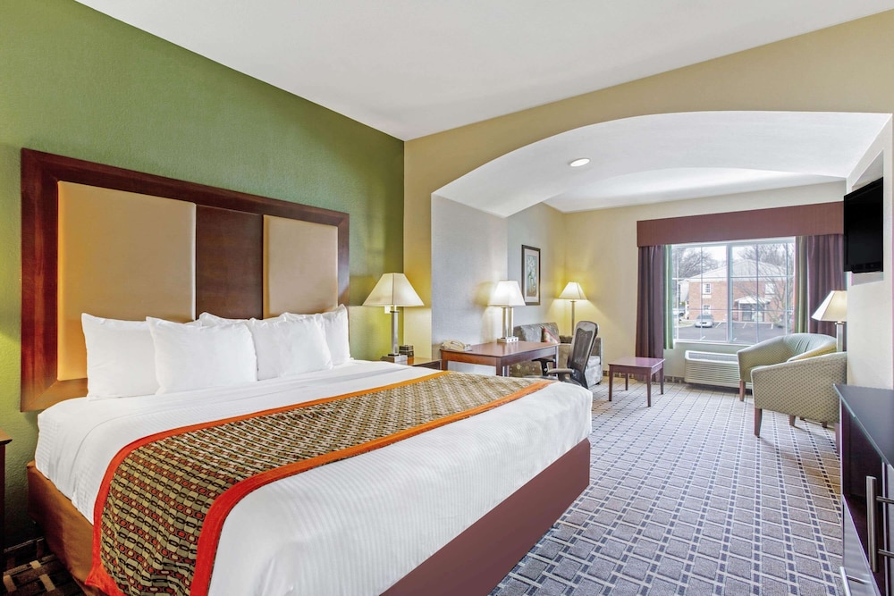 Imagen de la habitación del Hotel La Quinta Inn and Suites By Wyndham Lancaster. Foto 10