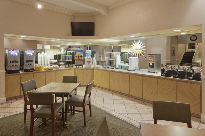 Imagen del bar/restaurante del Hotel La Quinta Inn and Suites By Wyndham Las Vegas Airport N Conv.. Foto 4