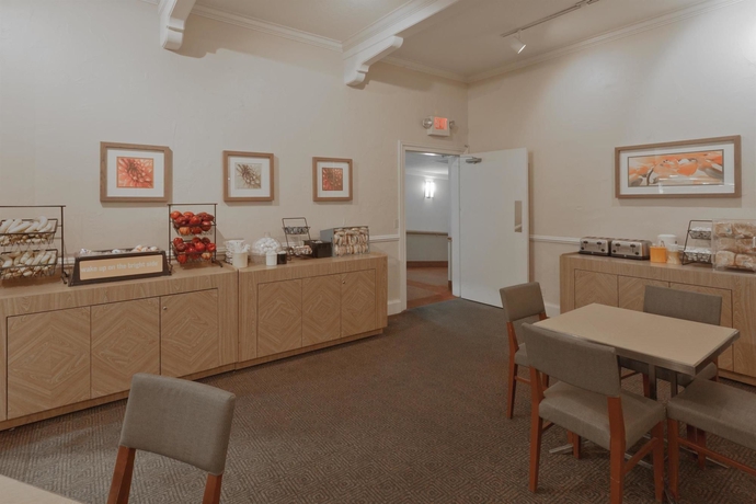 Imagen del bar/restaurante del Hotel La Quinta Inn and Suites By Wyndham Las Vegas Airport N Conv.. Foto 5