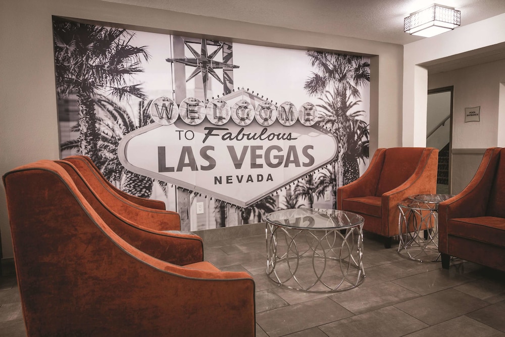 Imagen de los interiores del Hotel La Quinta Inn and Suites By Wyndham Las Vegas Red Rock. Foto 18