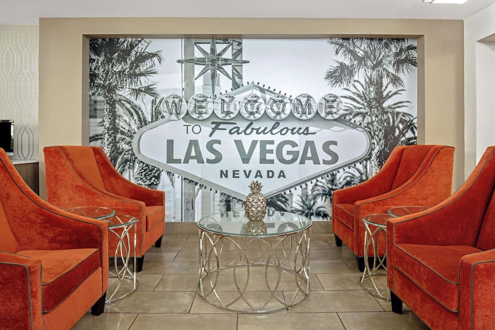 Imagen de los interiores del Hotel La Quinta Inn and Suites By Wyndham Las Vegas Red Rock. Foto 19