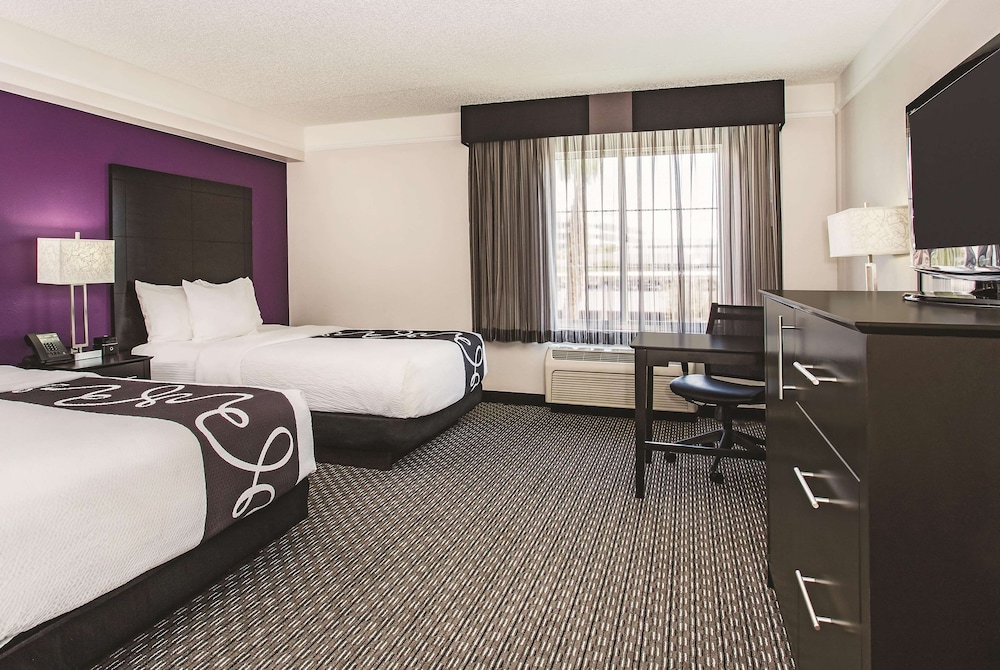 Imagen de la habitación del Hotel La Quinta Inn and Suites By Wyndham Las Vegas Summerlin Tech. Foto 2