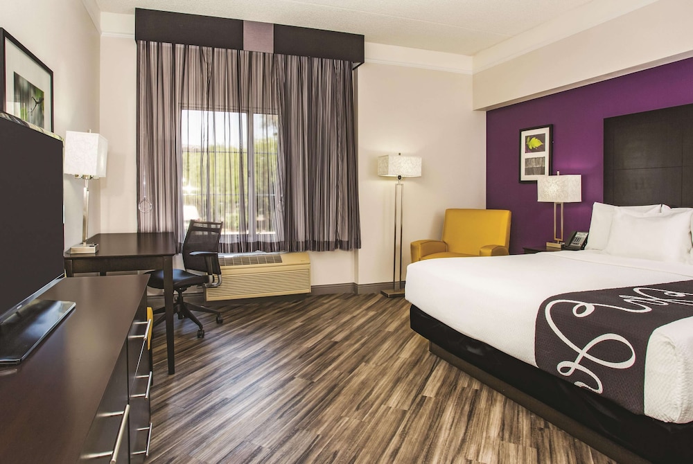 Imagen de la habitación del Hotel La Quinta Inn and Suites By Wyndham Las Vegas Summerlin Tech. Foto 10