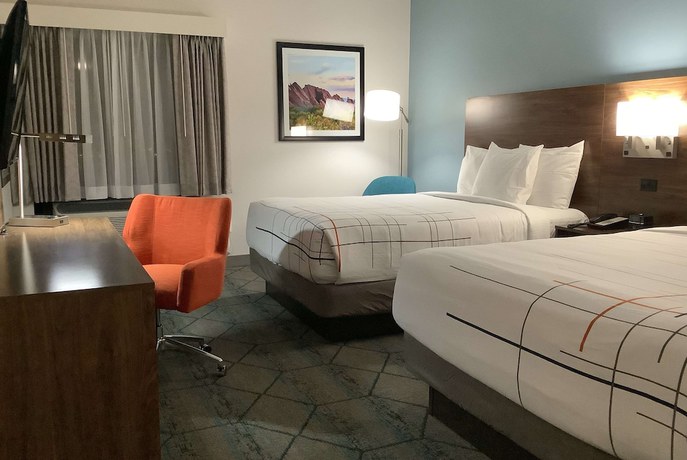 Imagen de la habitación del Hotel La Quinta Inn and Suites By Wyndham Littleton/red Rocks. Foto 3