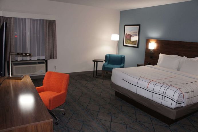 Imagen de la habitación del Hotel La Quinta Inn and Suites By Wyndham Littleton/red Rocks. Foto 5