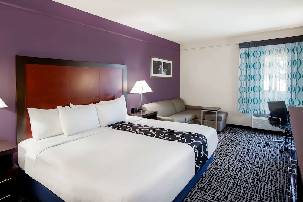 Imagen de la habitación del Hotel La Quinta Inn and Suites By Wyndham Lubbock North. Foto 3