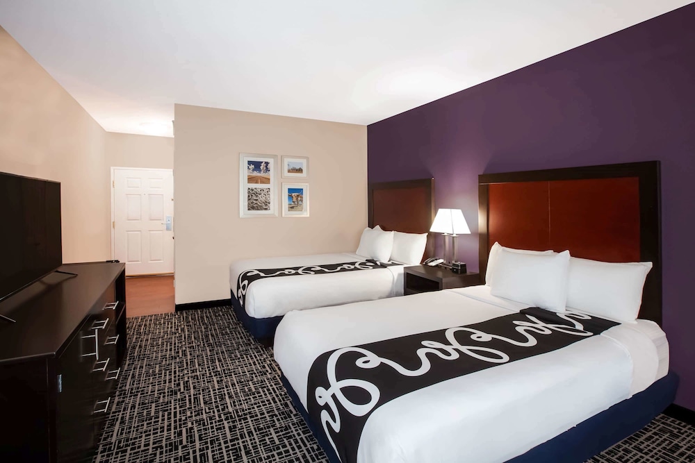 Imagen de la habitación del Hotel La Quinta Inn and Suites By Wyndham Lubbock North. Foto 6