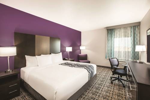 Imagen de la habitación del Hotel La Quinta Inn and Suites By Wyndham Lubbock South. Foto 6